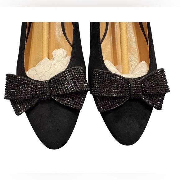 Talbots Black Edison Bow Suede Flat Women’s Shoe Sparkly Bow Sz 7.5 - Picture 2 of 8